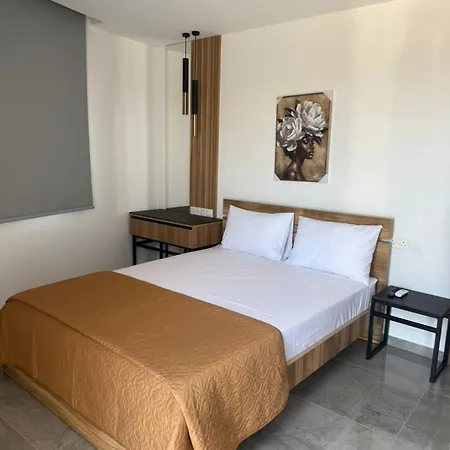 Iolena Two Bedroom Seaview Apartman *